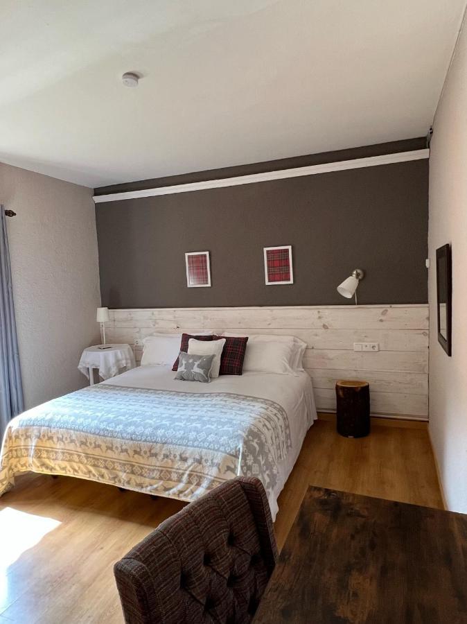Saldés Hostal Pedraforca מראה חיצוני תמונה